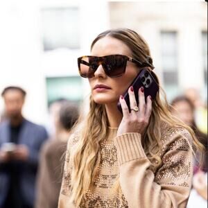 NEW MAXMARA Prism Oversized Tortoiseshell Brown Square Gold Stud Sunglasses Case